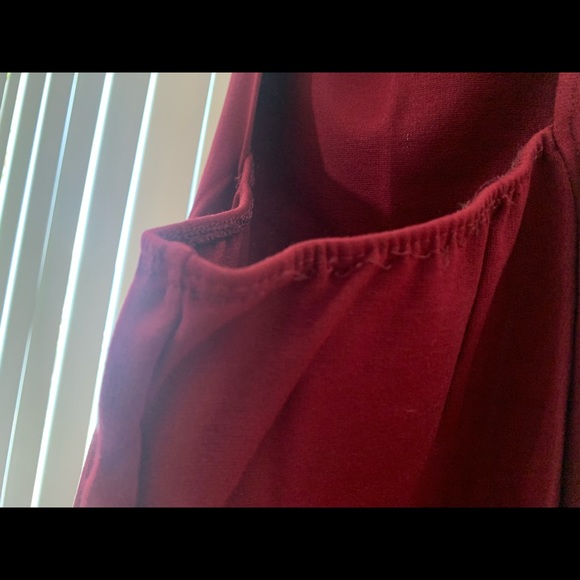 Burgundy dress - Picture 4 of 5